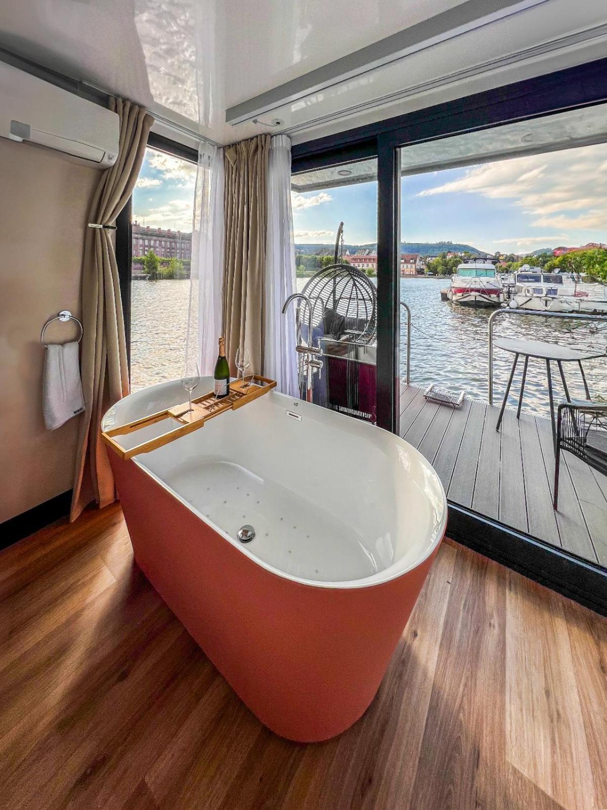 L'Escale Royale Saverne - Rhin - Strasbourg Luaran gambar