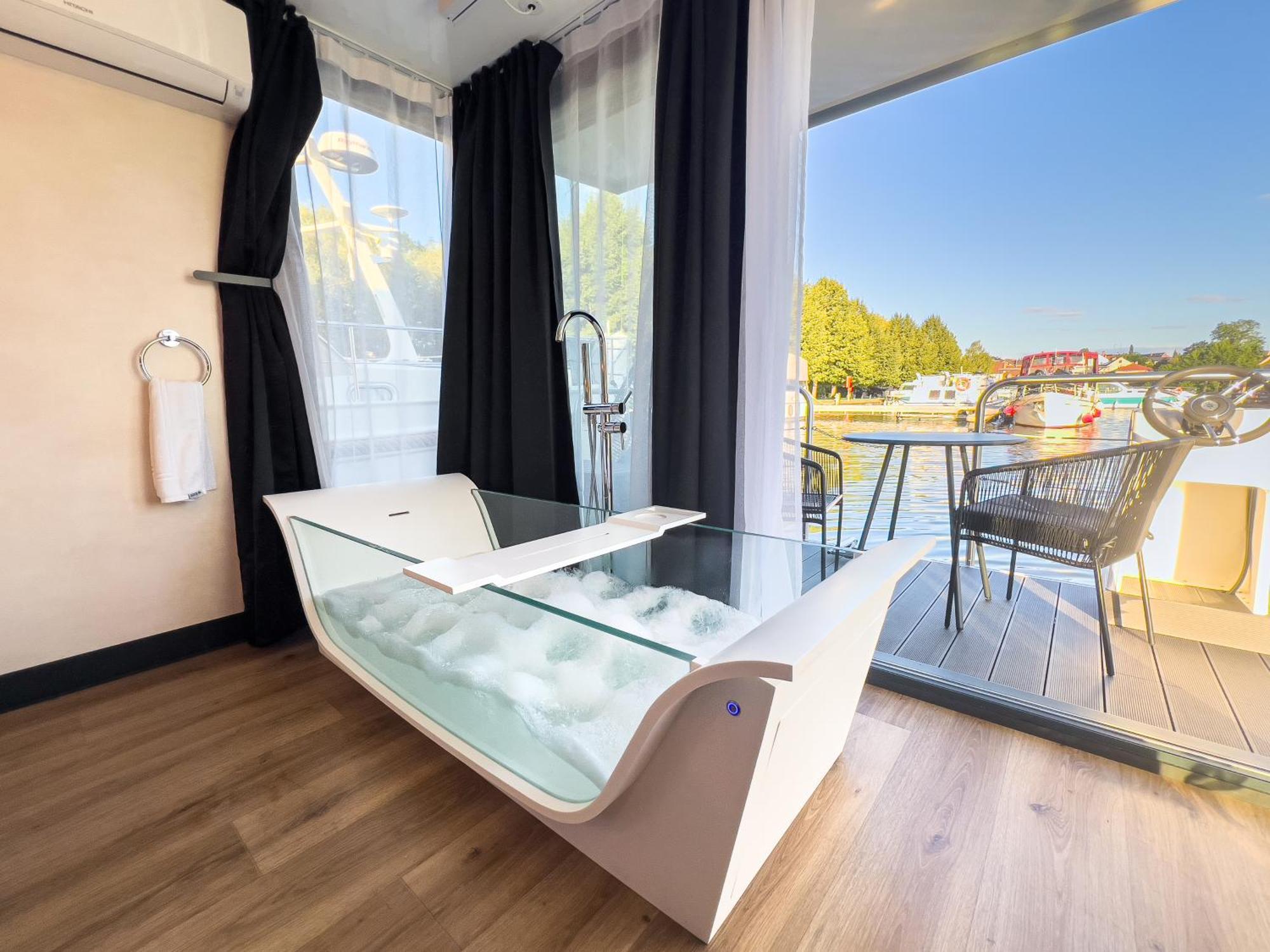 L'Escale Royale Saverne - Rhin - Strasbourg Luaran gambar